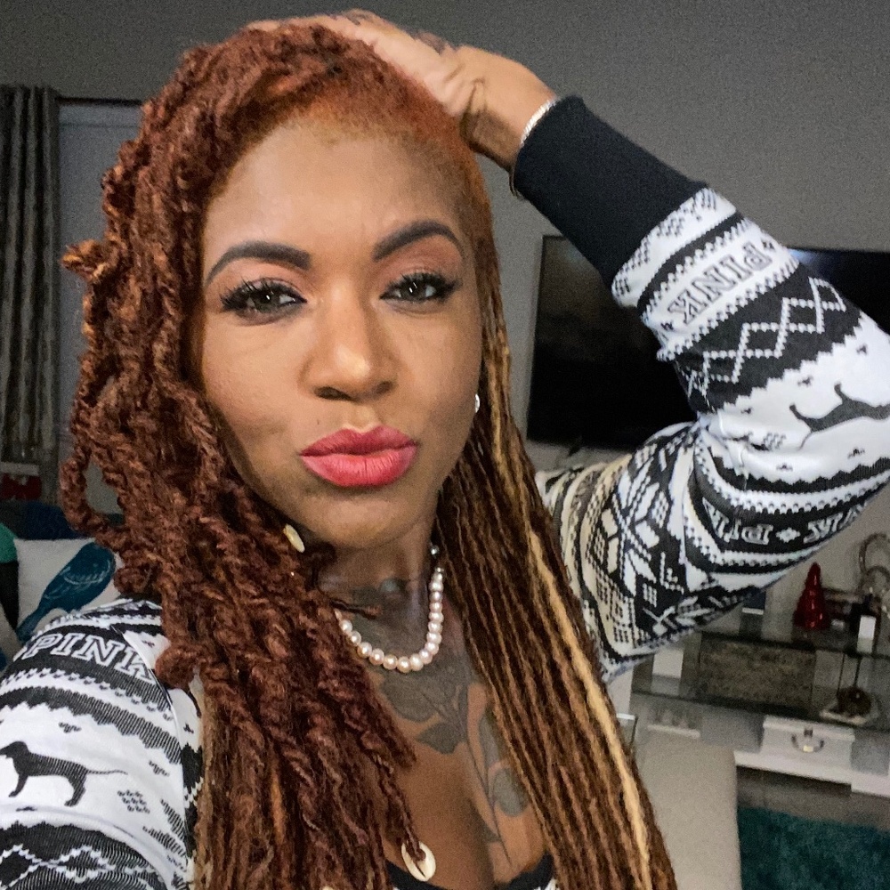 Meet your Posher, Martina